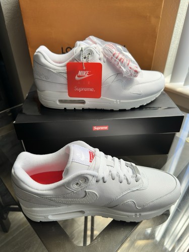 Size supreme x nike - 10.5,